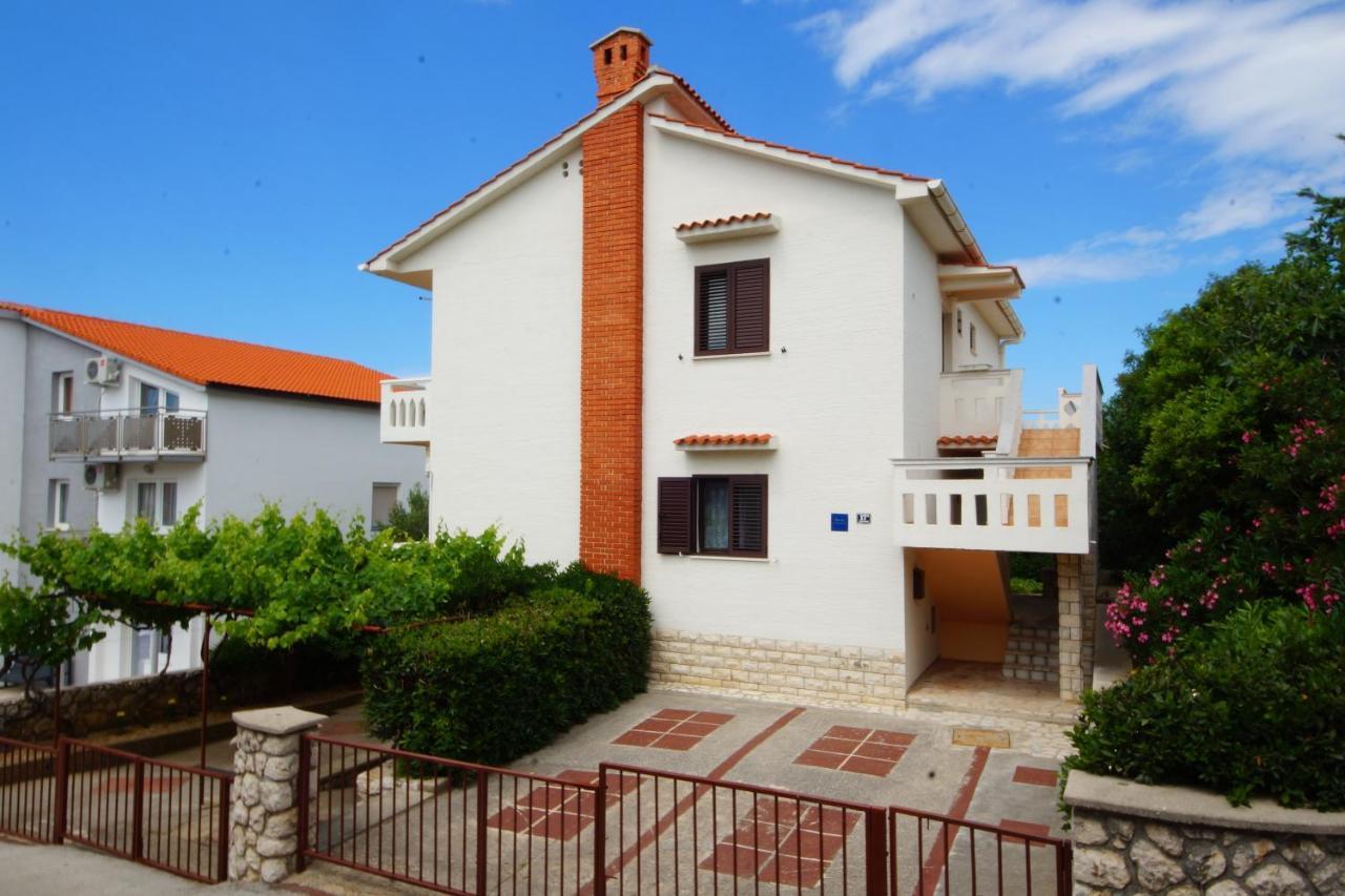 Cozy Apartments Danica Novalja With Terrace - First Floor Esterno foto