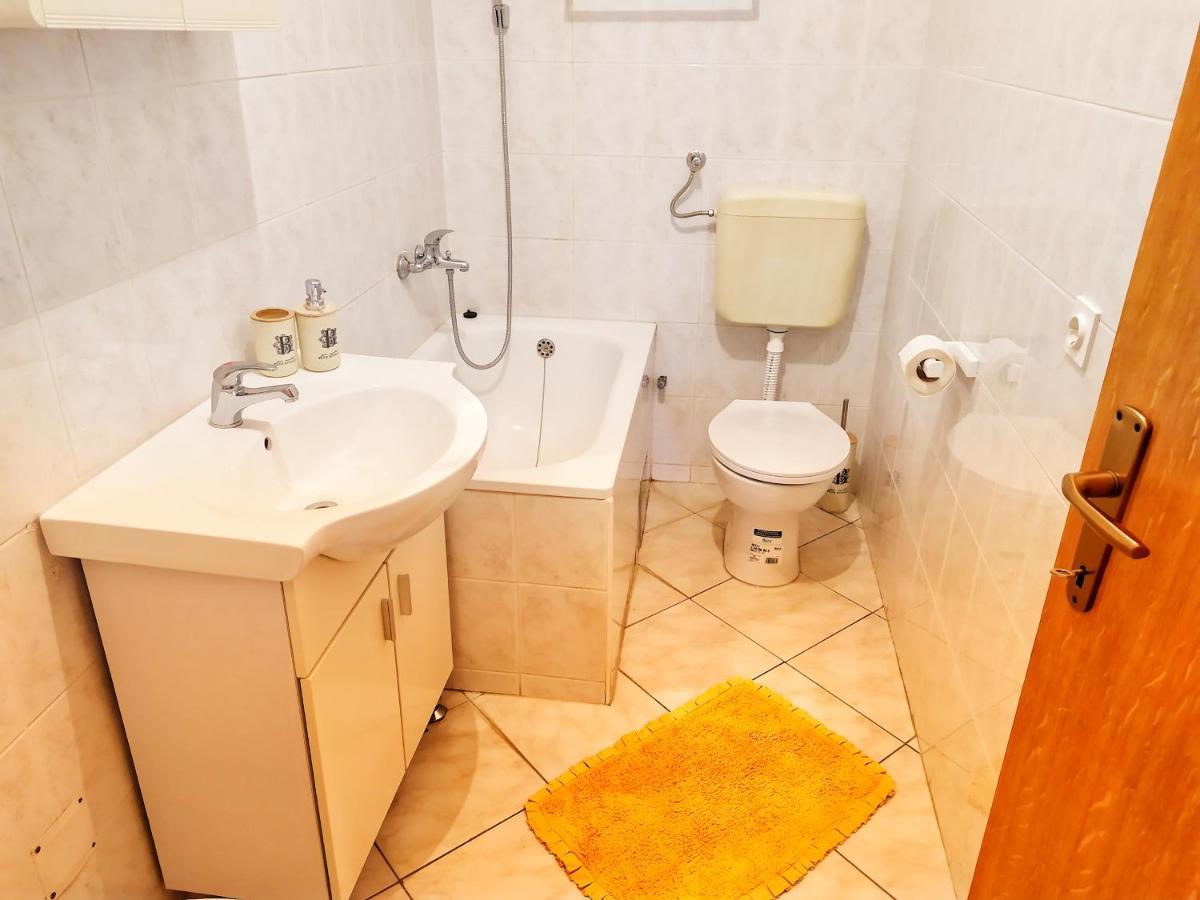 Cozy Apartments Danica Novalja With Terrace - First Floor Esterno foto